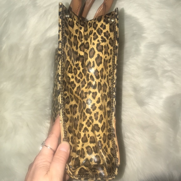 AUTHENTIC TORY BURCH CHEETAH TOTE - Picture 10 of 16